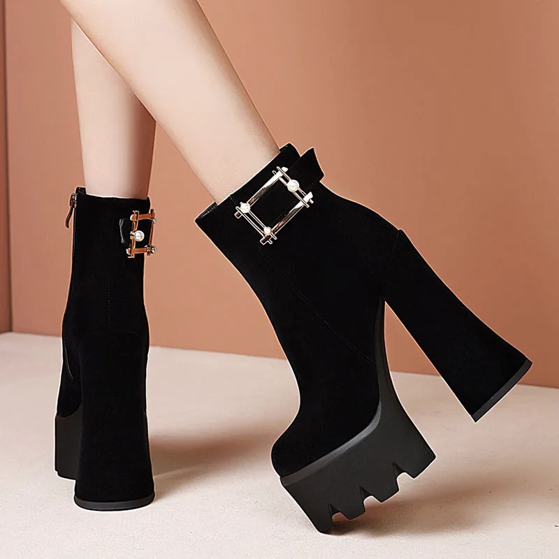 

Platfrorm Super Thick Chunk Heels 15cm Women Shoes 2020 Winter New Handmade Flock Round Toe Black Ankle Boots Plus Size 33 43
