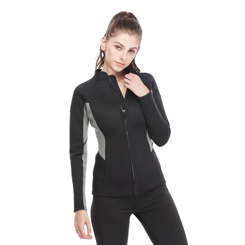 

Гидрокостюм Женский, 3 мм, с разрезом и длинными рукавами