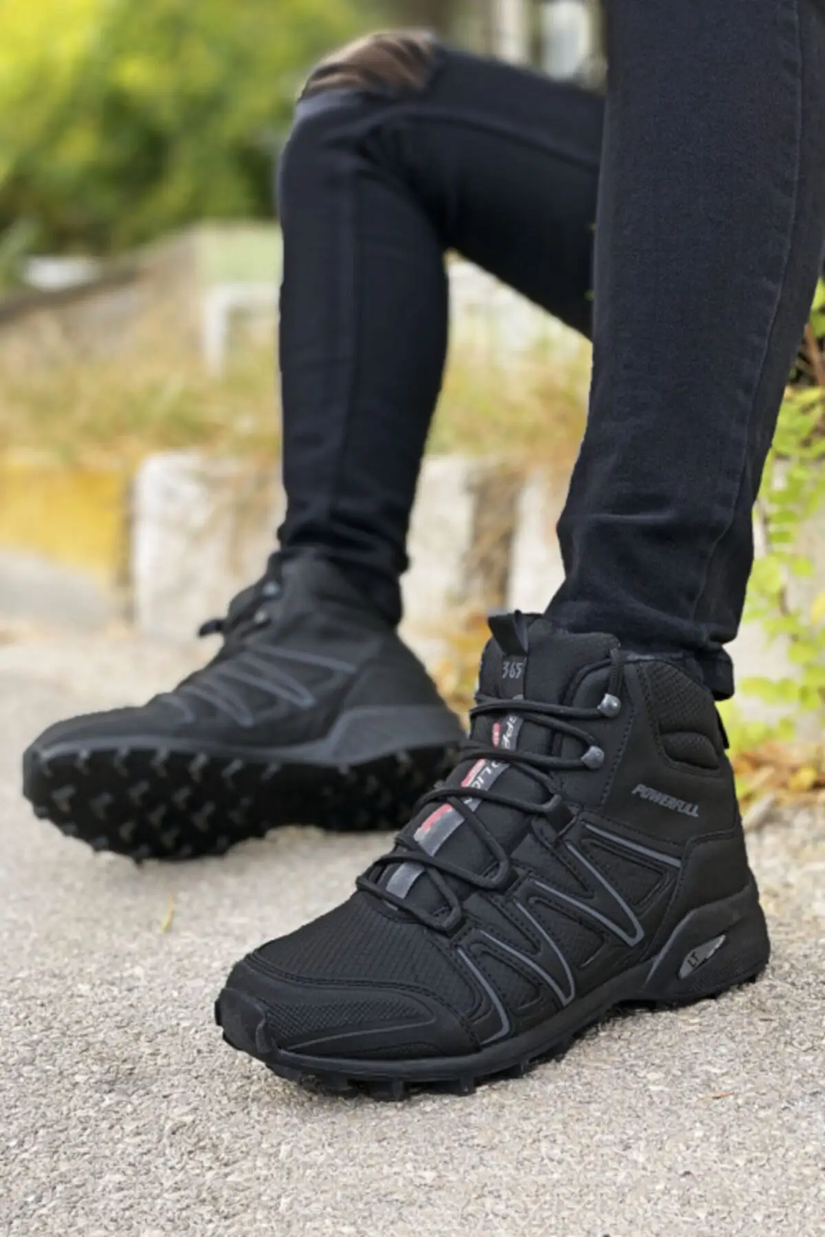 

Men Black Outdoor Trekking Boots