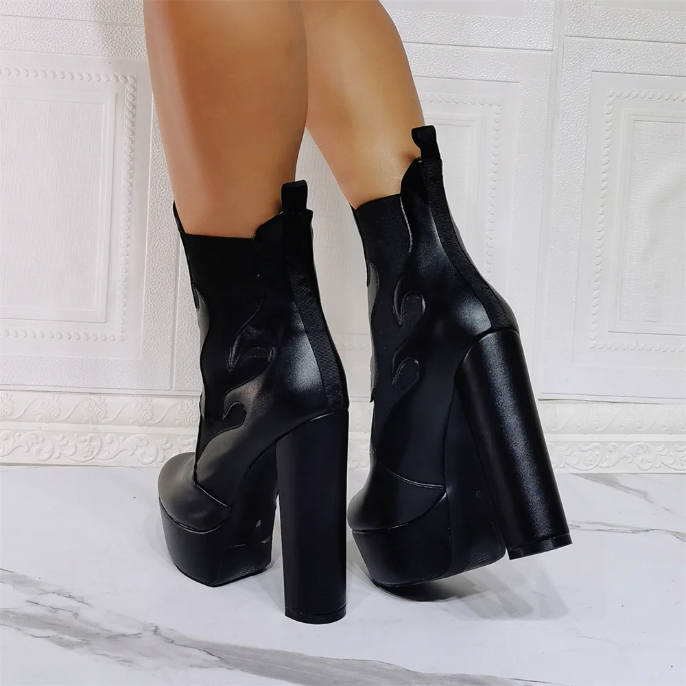 2021 Winter Latest Fashion Snake Print Design Patched Boots Short Ankle High Heel Booty Women Thick Platform Size 47
