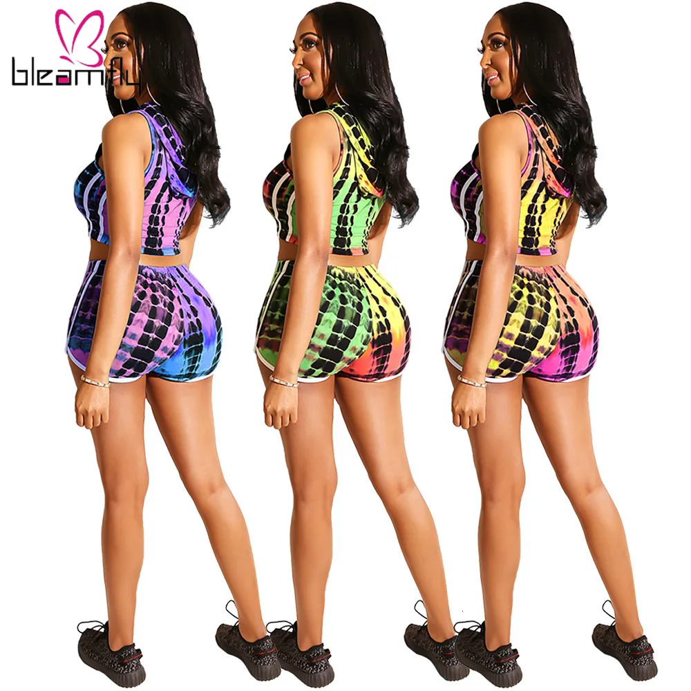 Женский Летний Новый Топ в полоску с капюшоном без рукавов + шорты модный