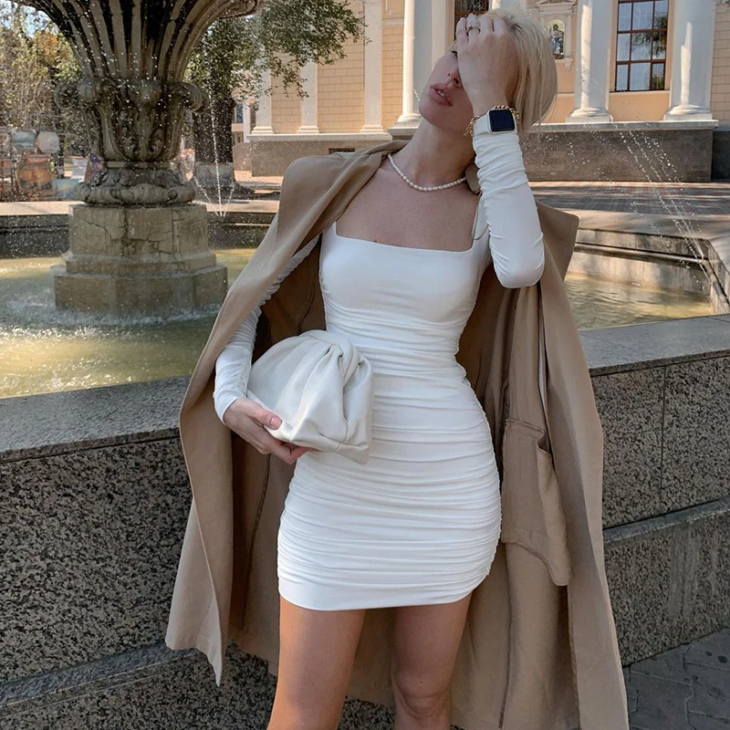

2021 Spring and Autumn New Temperament Sexy Slim Long-Sleeved Pleated Pure Color Milk Silk Fleece Dress, White, Black and Blue