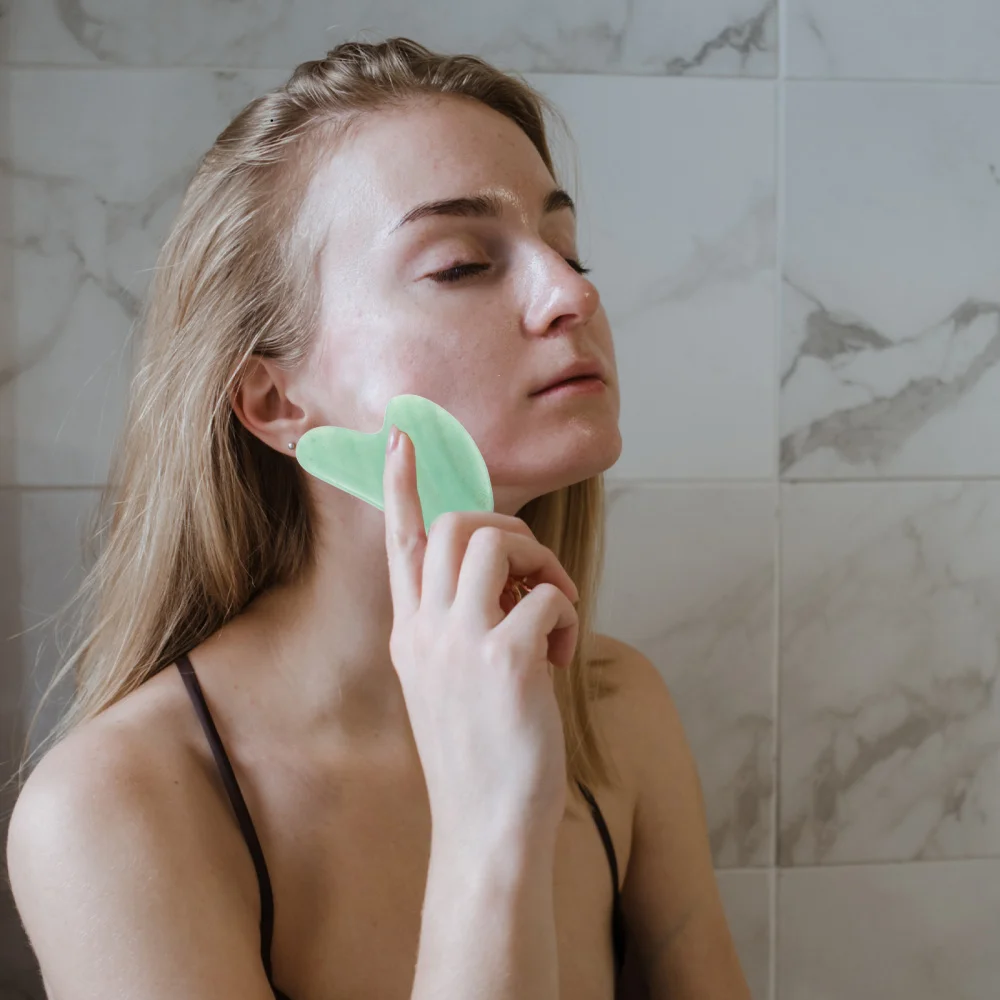 

Scraping Tool Crystal Jade Stone Facial Beauty Guasha Board