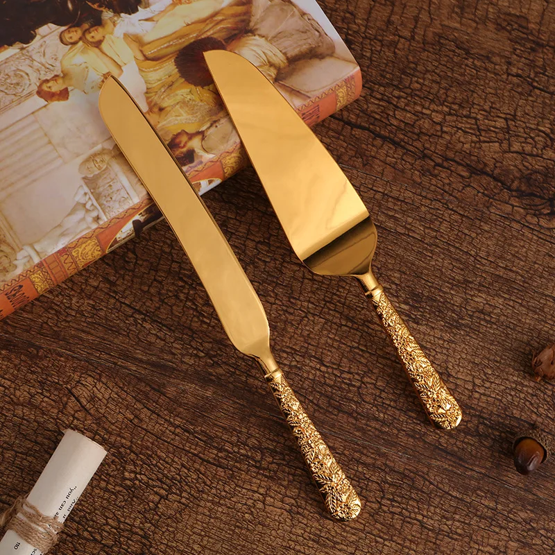 

2021 New European Baking Tools Cake Pizza Blade Two-Piece Set Of Exquisite Handle Restaurant Household Tableware Art Accessories