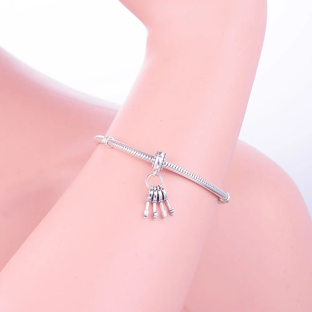 

Berloque 925 Sterling Silver Key With CZ Dangle Charms Beads Fit Original Charms Bracelets Jewelry Making for Women