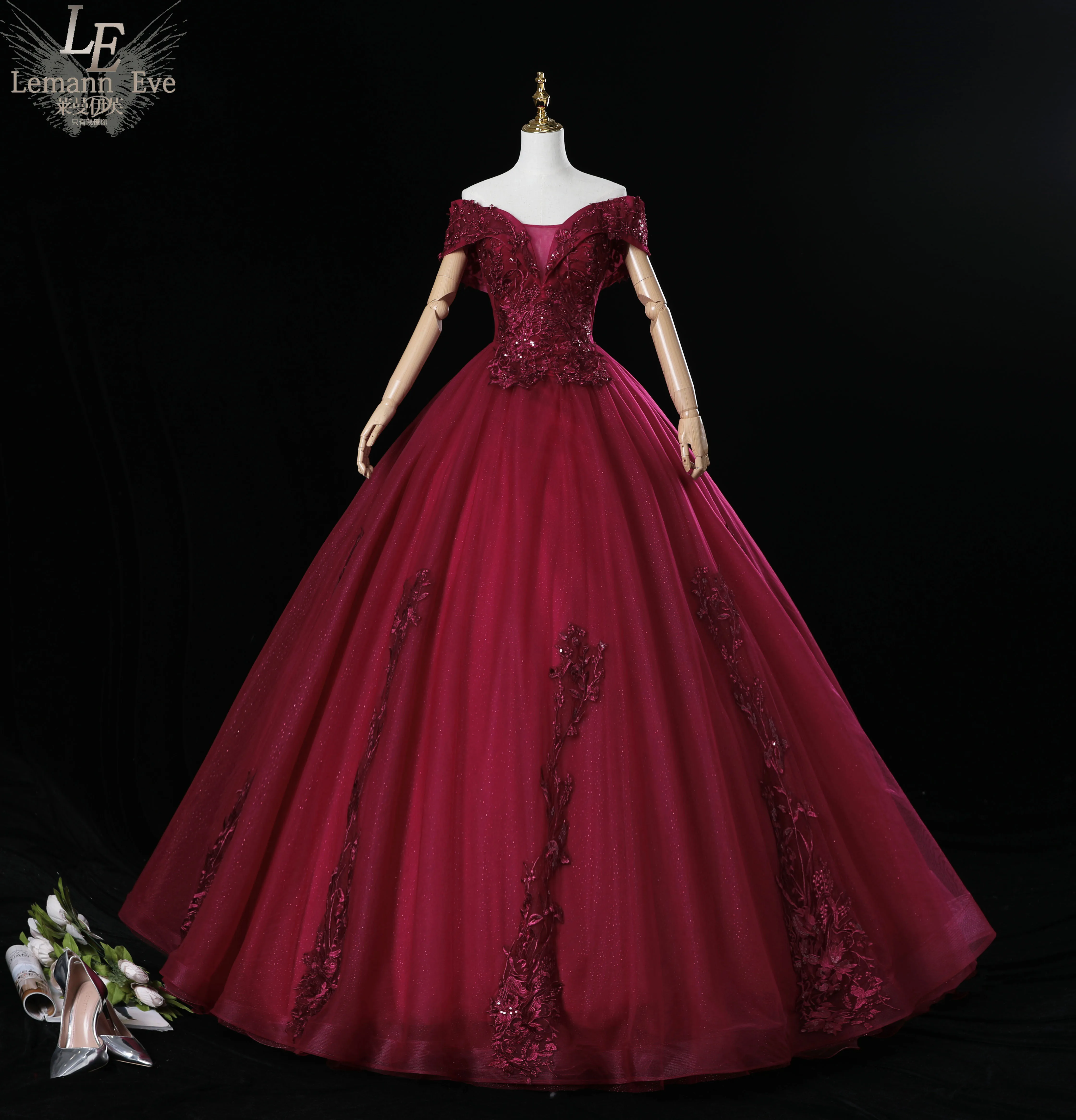 

wine red embroidery vintage baroque ball gown Renaissance Gown queen Victorian/Marie Antoinette Belle