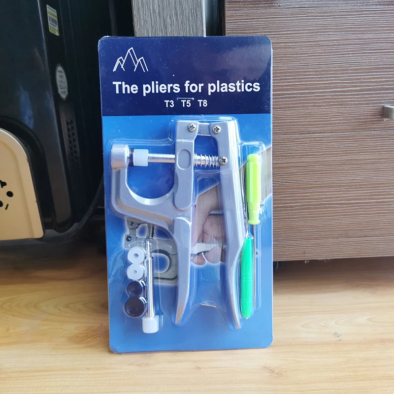 

Student DIY T5 Plastic Snap Button with Snaps Pliers Tool Kit & Organizer Containers Easy Replacing Snaps DIY Family Tailor