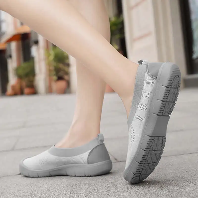 

Спортивная обувь на платформе, женская обувь, черные кроссовки для женщин, спортивные женские кроссовки для бега, Женская оригинальная обув...