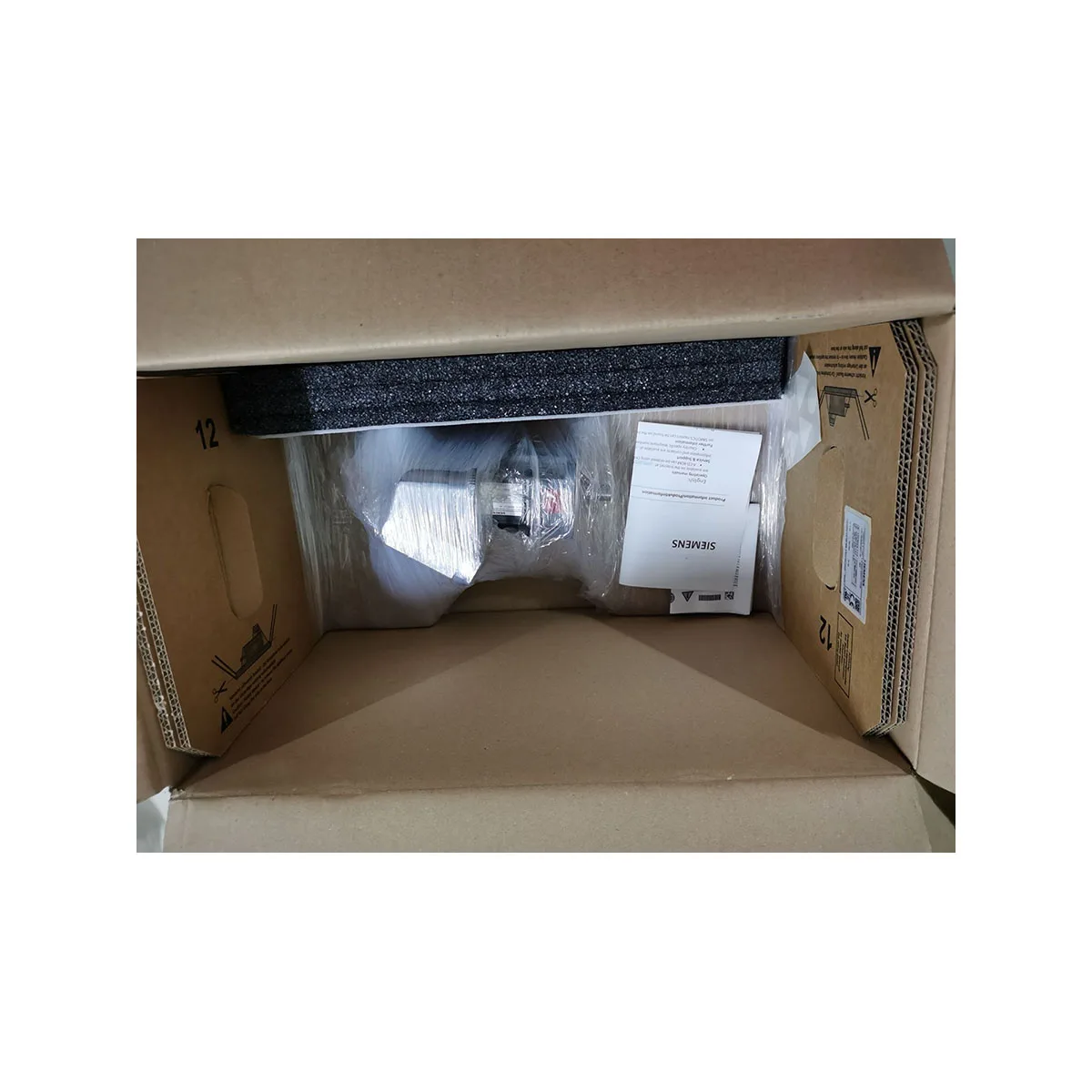 

Серводвигатель переменного тока 1FK7032-2AK71-1PG0 Siemens, Новый в коробке