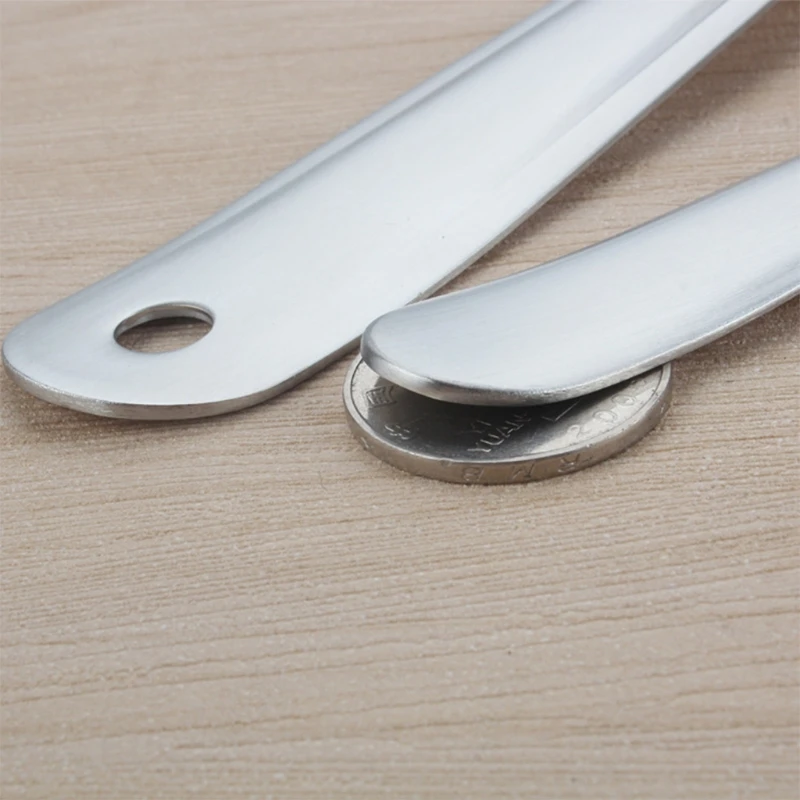 

2 Pcs Scoop Strainer Spoon Long Handle Skimmer Stainless Steel Serving Ladle for Kitchen Food Salad Buffet Kitchen Utensils