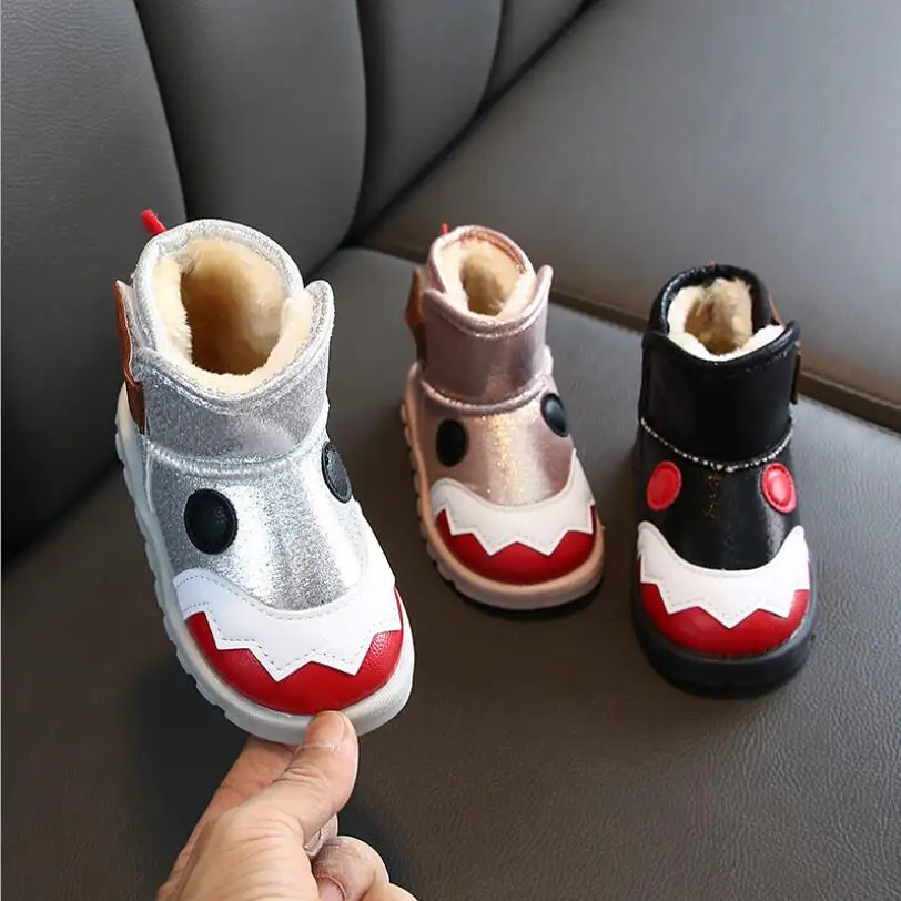 Осенне зимние детские ботинки с милым рисунком короткие детская обувь для