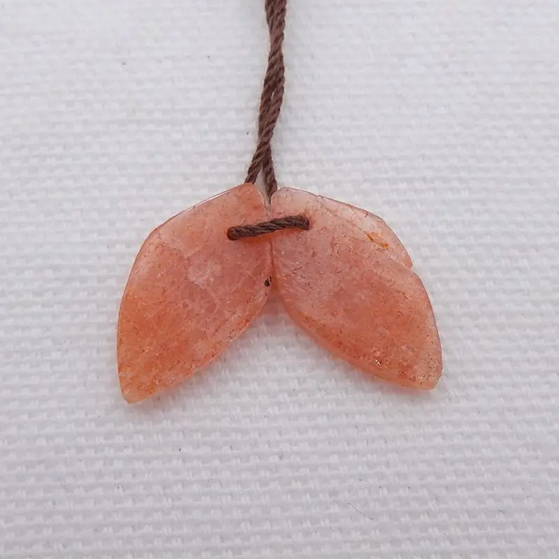 

Natural Stone Sun Stone Fashion Leaf Earrings Bead 18x10x3mm 1g