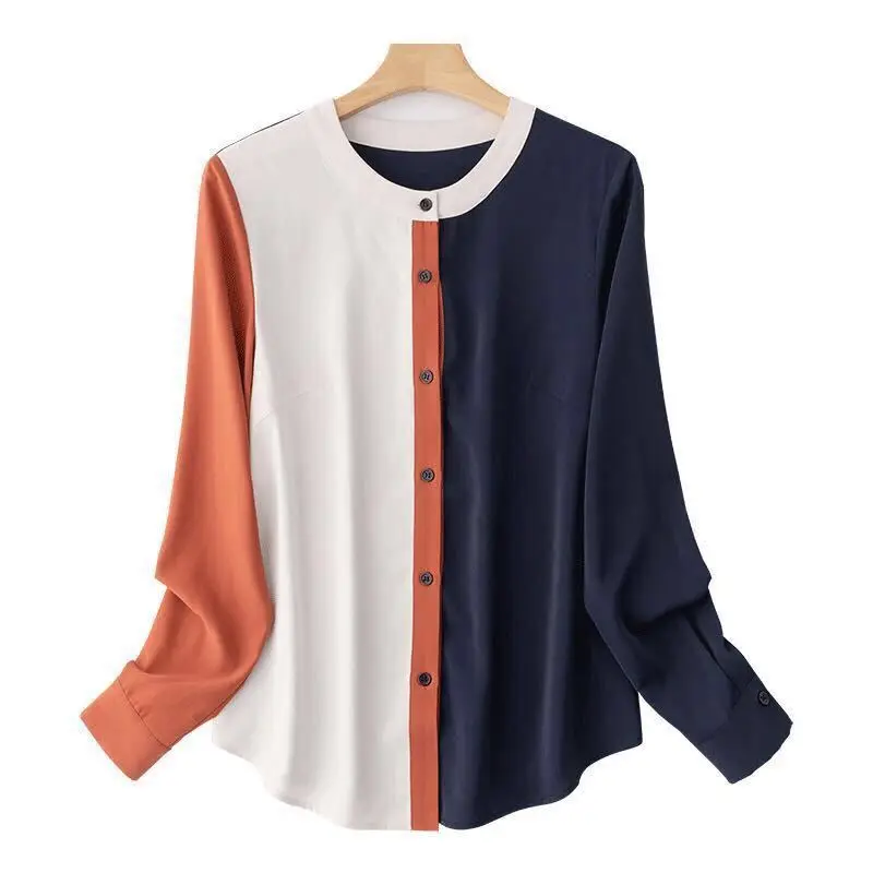 

Contrast stitching thin shirt