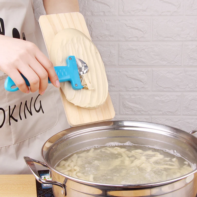 Лапша разделочный кухонный нож многофункциональный ролик присосы резак для теста пластиковый лапша нож паста мгновенная лапша производитель
