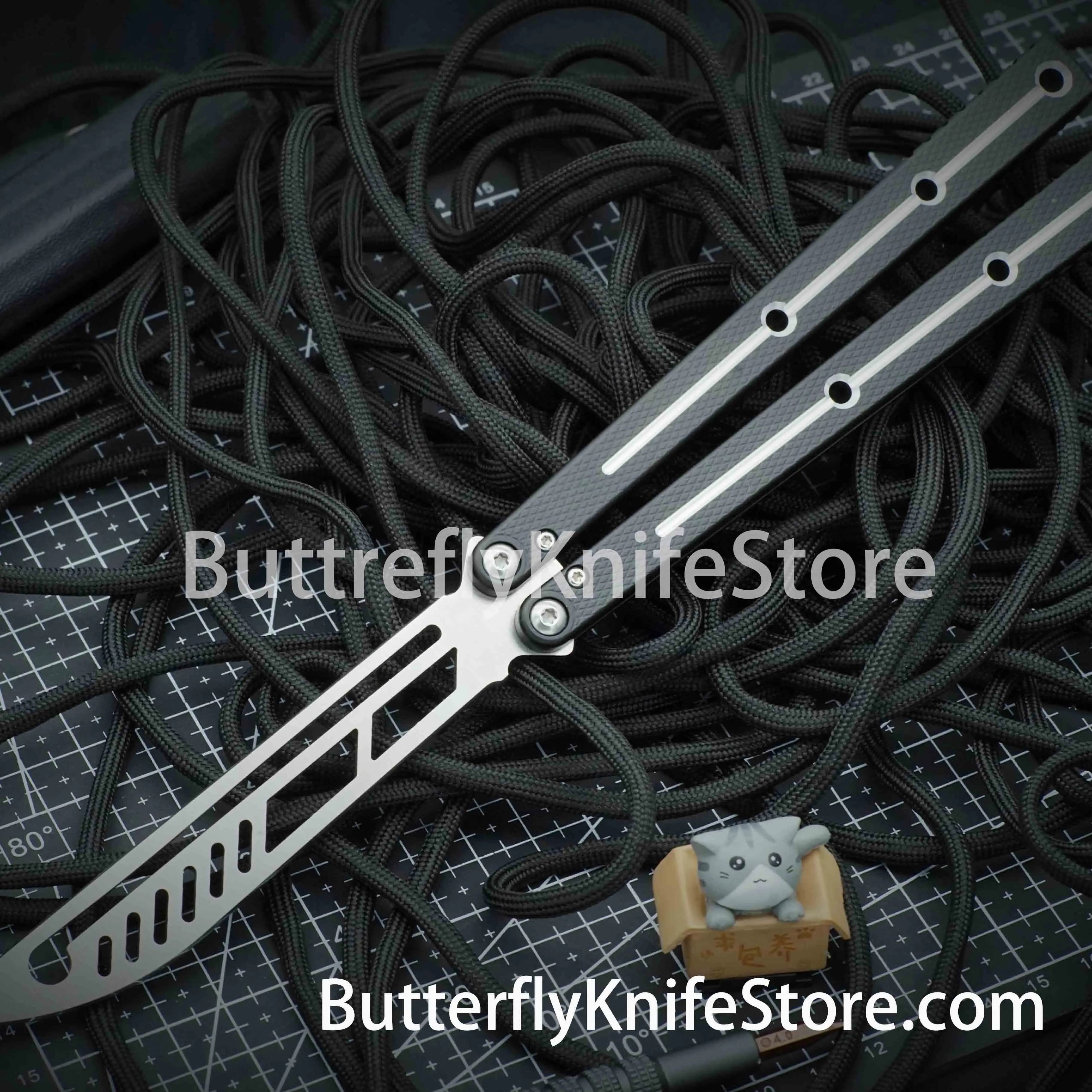 Складной нож-бабочка Balisong тренировочный клинок С флиппером клон Theone Kraken