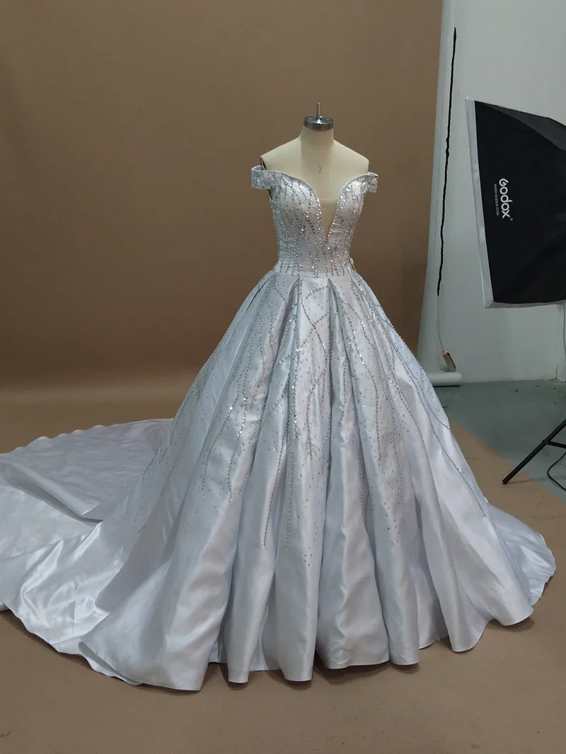 Luxury Cathedral Train Ball Gown Wedding Dresses Robe De Mariee Gorgeous Crystals Beads Wedding Gowns Vestido De Noiva