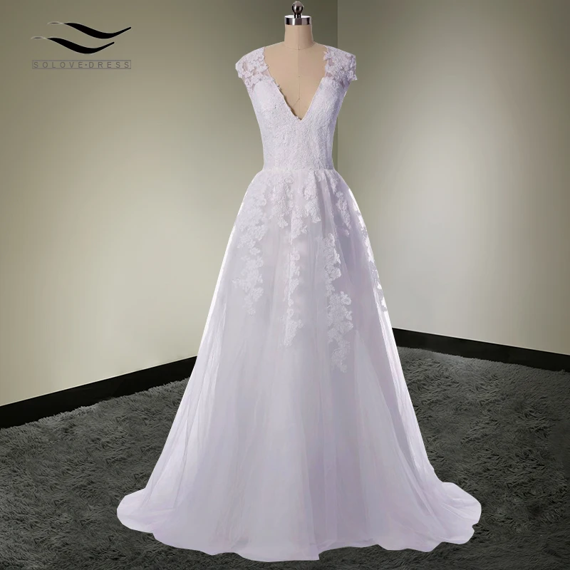 Женское кружевное свадебное платье элегантное фатиновое с V-образным вырезом