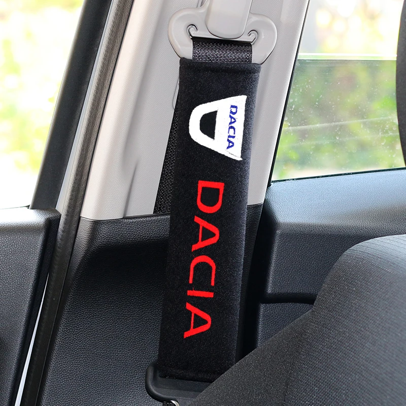 Комплект для салона автомобиля Dacia Duster Logan накидка на подушку подголовник ремень