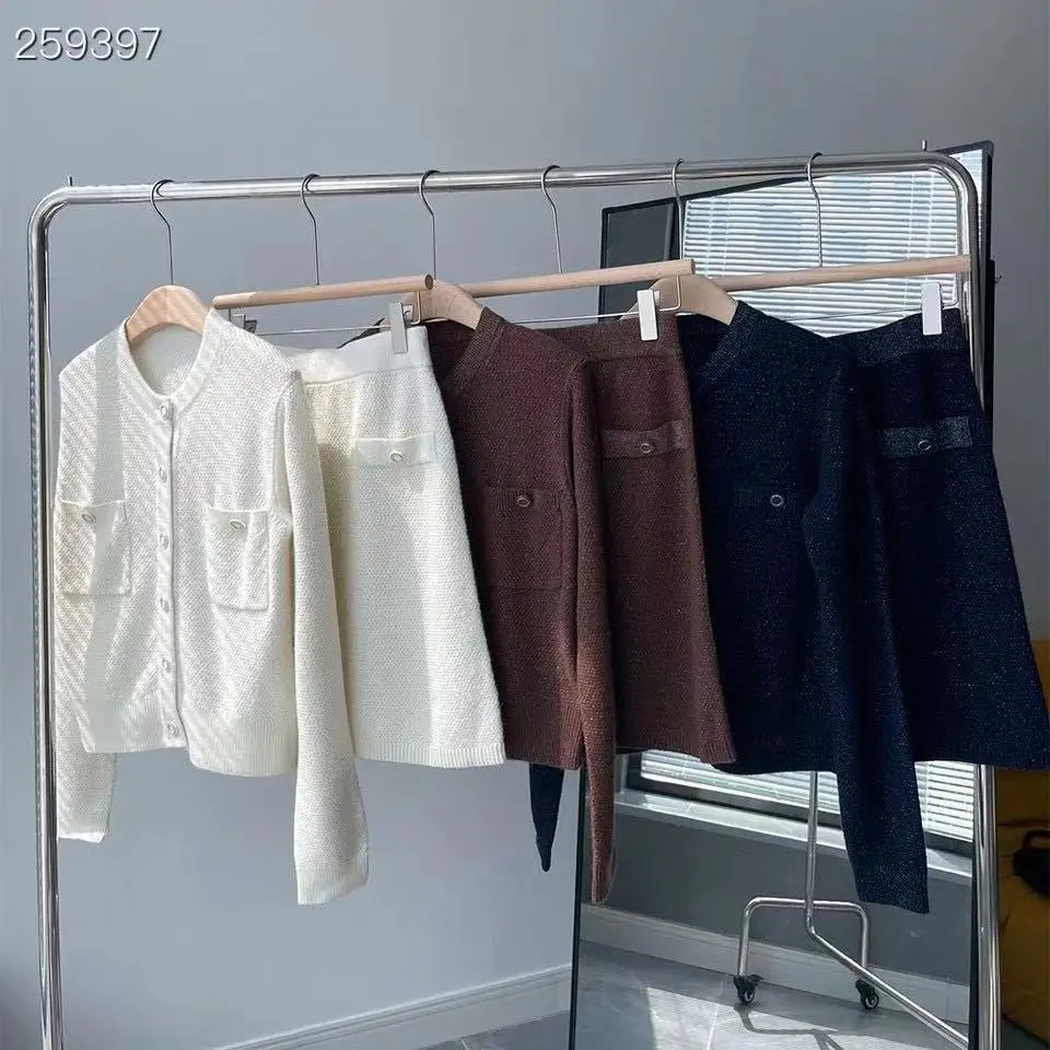 

HIGH Fashion New Stylish 2021 Autumn Runway Cashmere Suit Women Cardigan Sweater Waist Elastic Knit Pants Solid Set