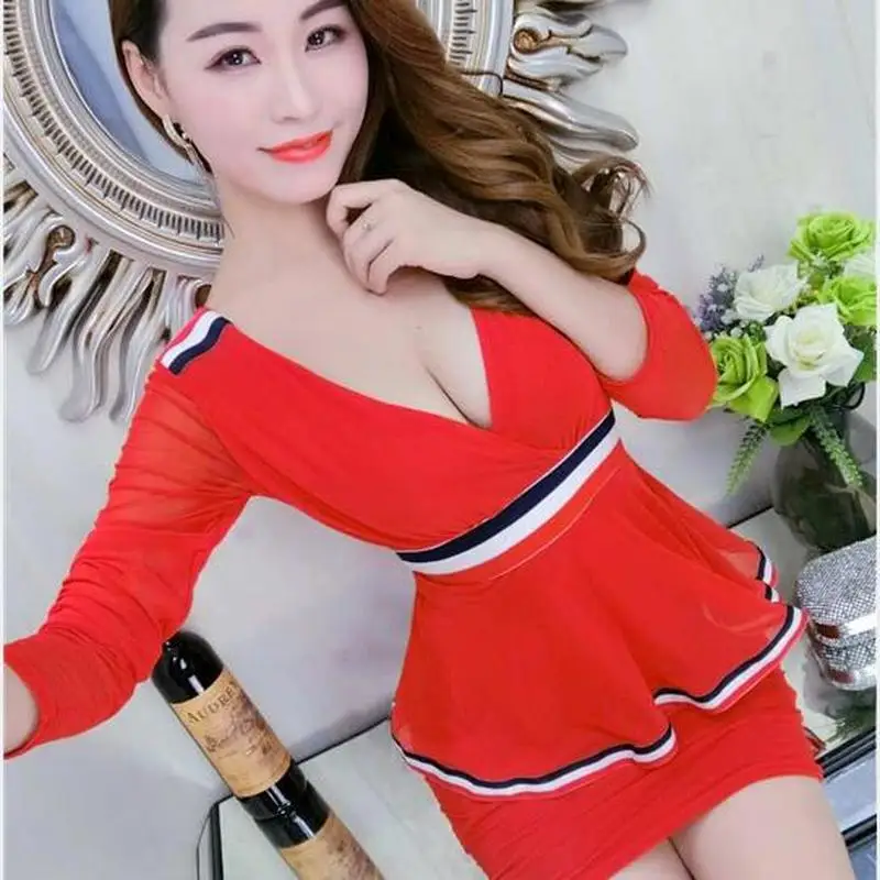 Женское платье с v образным вырезом Кружевное облегающее открытой спиной и