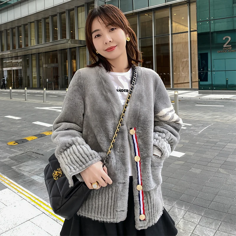 Simple Temperament V-Neck Merino Sheep Fur Doble-Faced Fur Coat Women Female Short Locomotive Slim Real Fur Winter New Young y2k