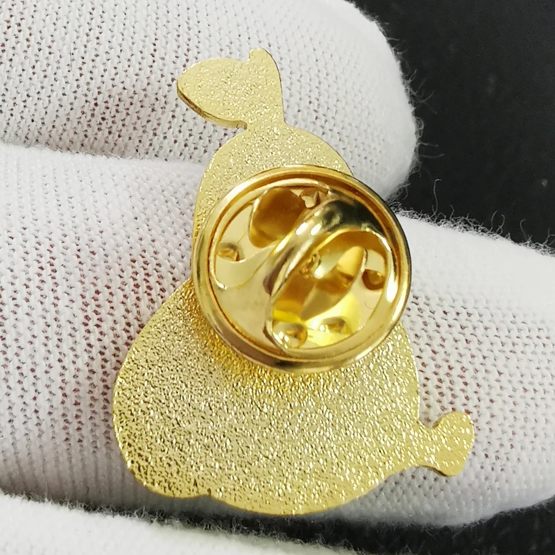 Забавная брошь с грушевой задницей фруктового животного эмалированная булавка Kawaii птичий знак для детей и взрослых подарок декор на джинсах или рюкзаках.