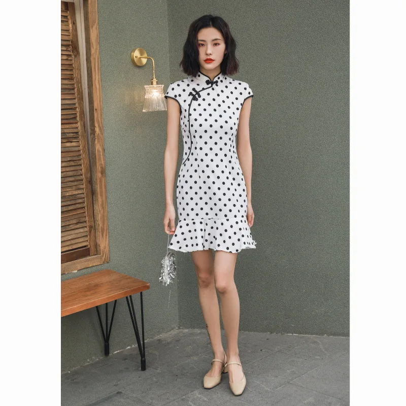 

Red Polka Dot Print Short Qipao Summer Women Sexy Slim Novelty Cheongsam Elegant Mandarin Collar Chinese Mermaid Dress