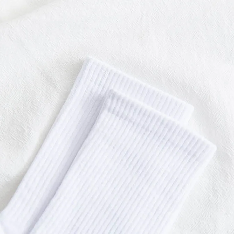 

New Soild Colors Cotton Black White Skateboard Skateboard Vertical Stripe Pattern Breathable Harajuku Black White Crew Socks