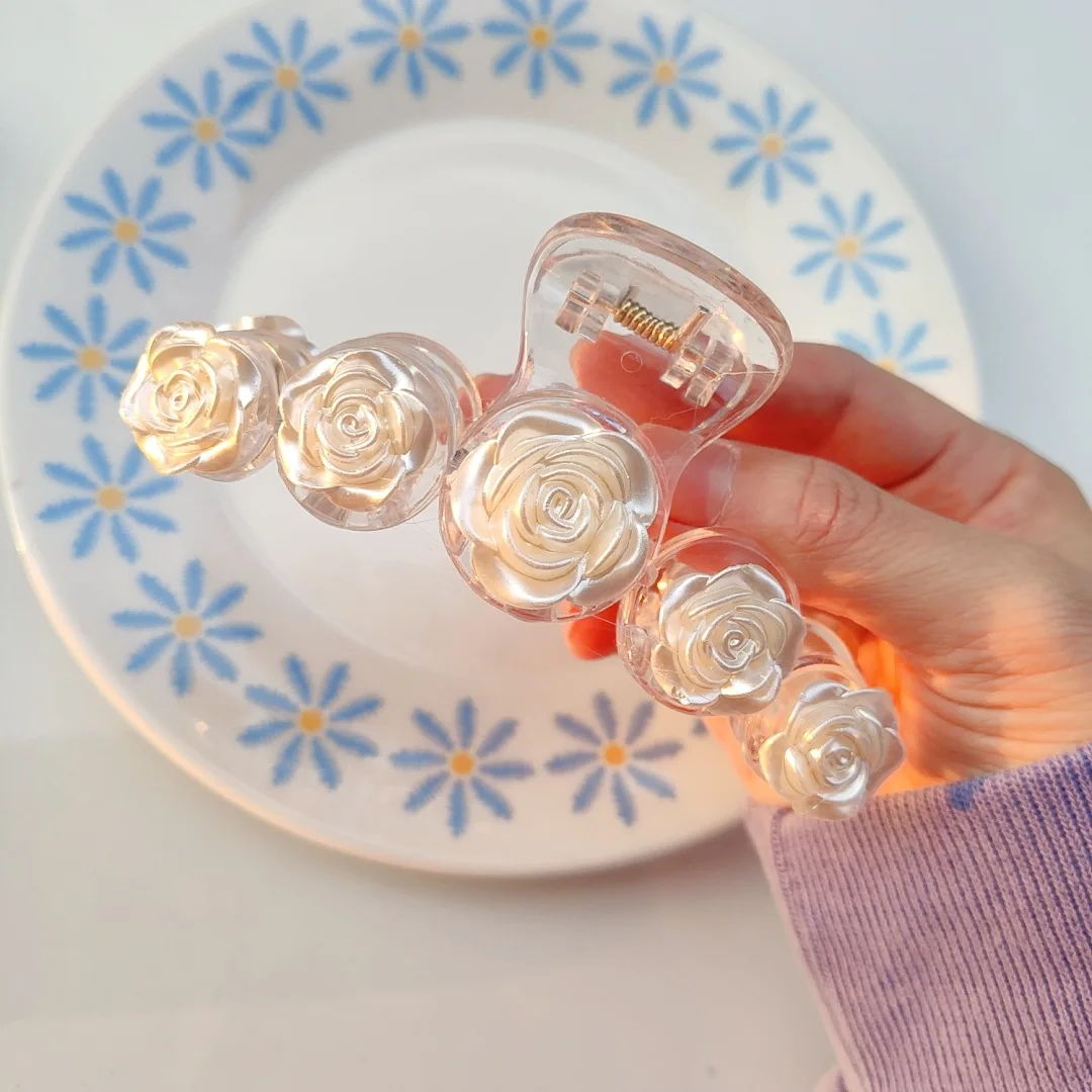 

New White Rose Hair Claw Simple Retro Hair Clips Shark Hair Clip Makeup Hair Styling Barrettes For Women Hair Accessories