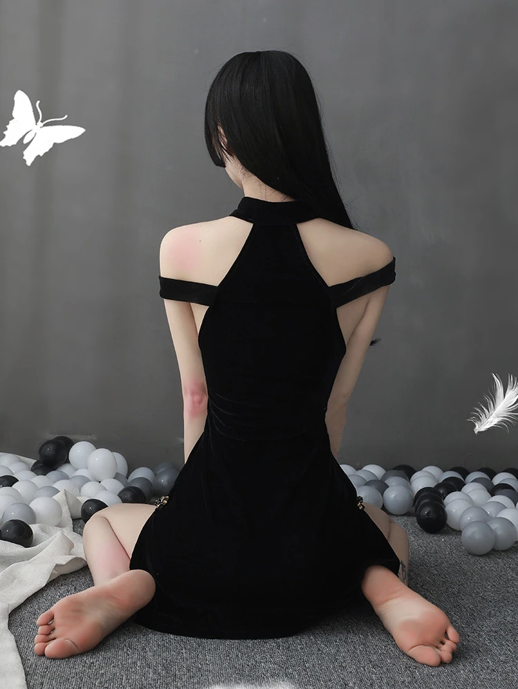 

Sexy Women Chinese Style Cheongsam Black Off Shoulder Lingerie Lady Split Qipao Halter Erotic Babydoll Party Nightclub Uniforms