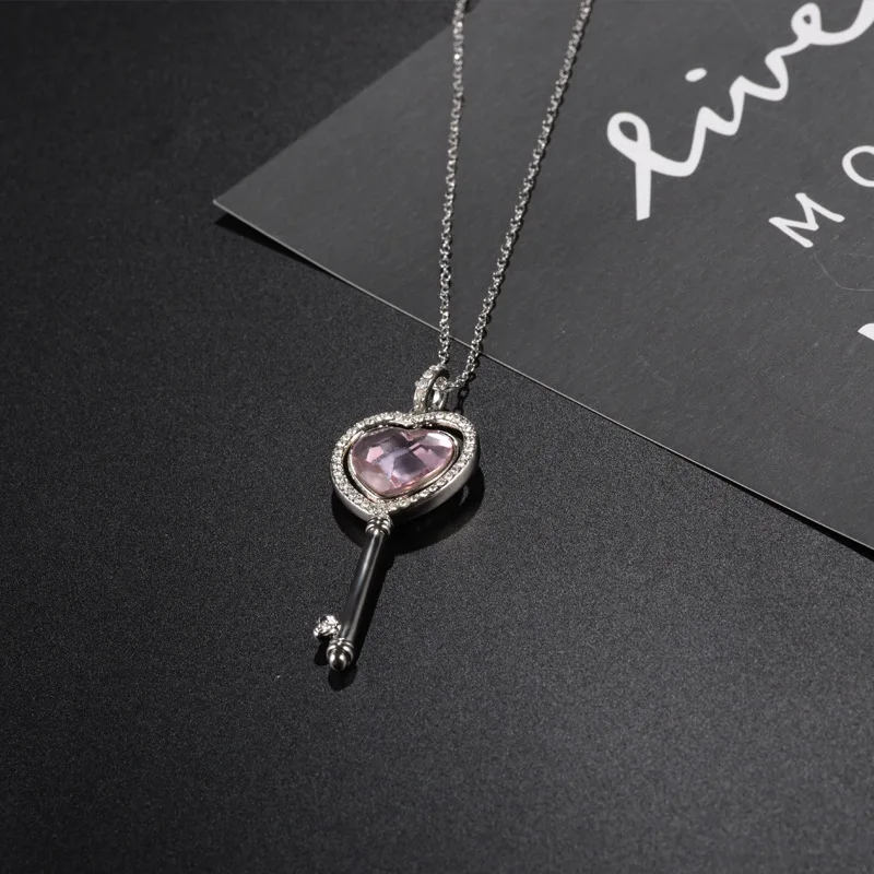 

2021 SWA Fashion Jewelry Charm Crystal Heart Key Design Cupid Love Lady Necklace Two In One Sweet Romantic Gift for Girlfriend