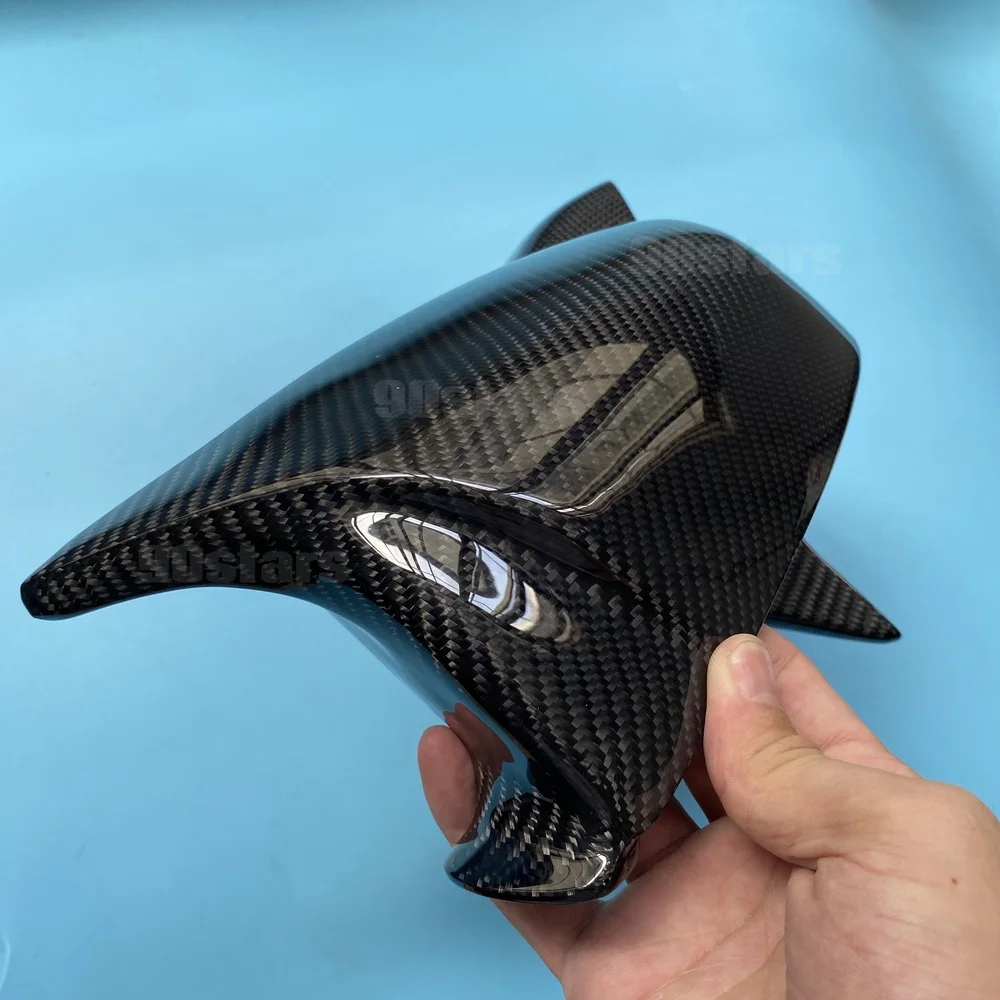 Чехол для автомобильного зеркала заднего вида из углеродного волокна 51167187431