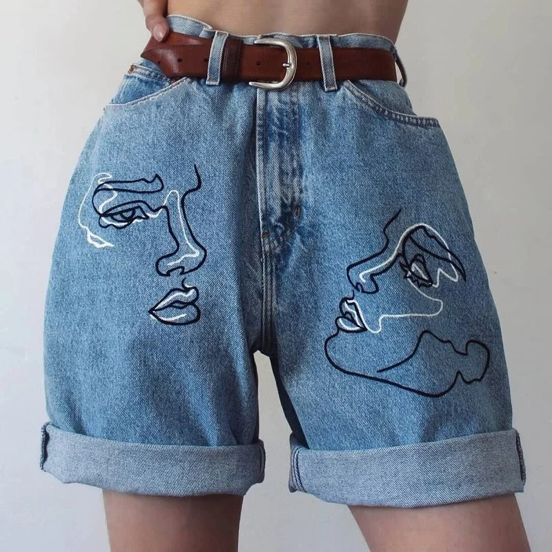 

Blue Abstract Face Print Jean Shorts Women Summer 2021 Vintage Loose Cargo Pants with Pocket Denim Joggers Female Streetwear New