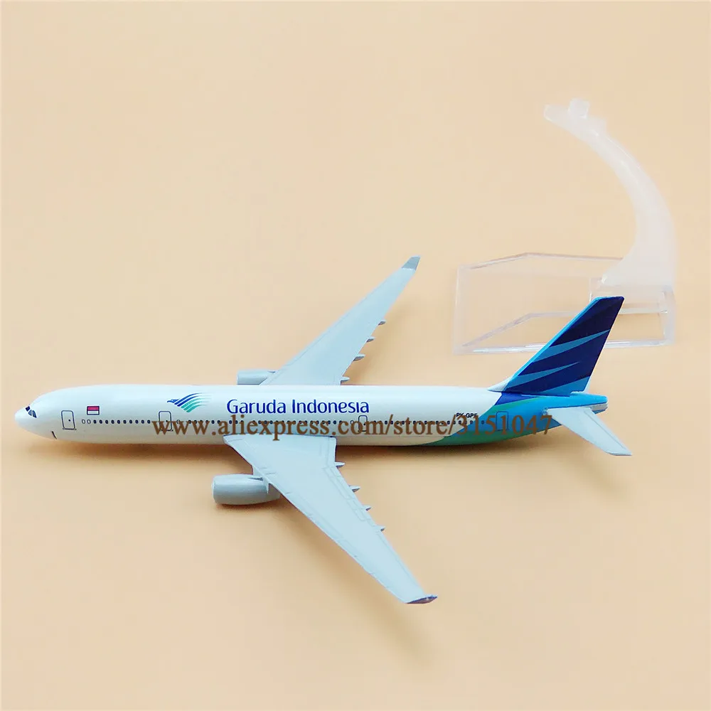 

Air Garuda , 16 , 330 A330