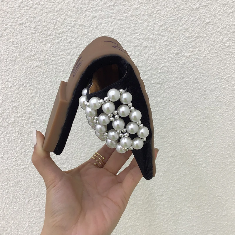 

Women Slippers Fashion 2021 Outdoor Shoes Flats With Slides Female Flip Flops Casual Shoes Summer Woman Slippers Pearl Shoes