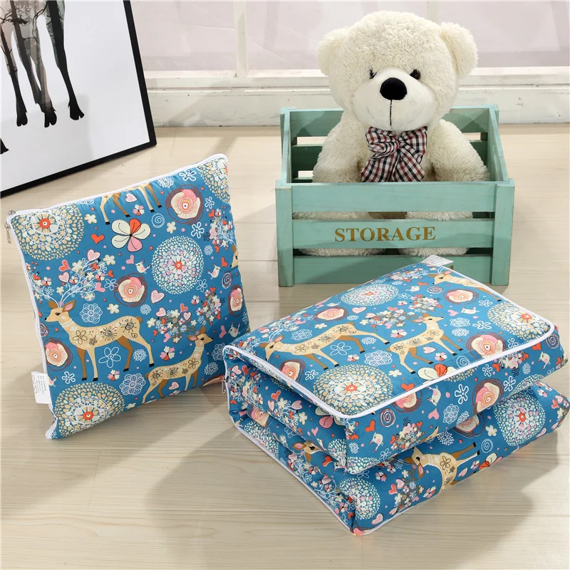 Мягкое удобное стеганное одеяло можно использовать в качестве подушки моющееся