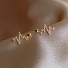 Серьги-гвоздики с кристаллами в виде сердцебиения для женщин, милые корейские серьги с маленьким сердцем, Классические циркониевые модные украшения, 2021 бижутерия, подарок