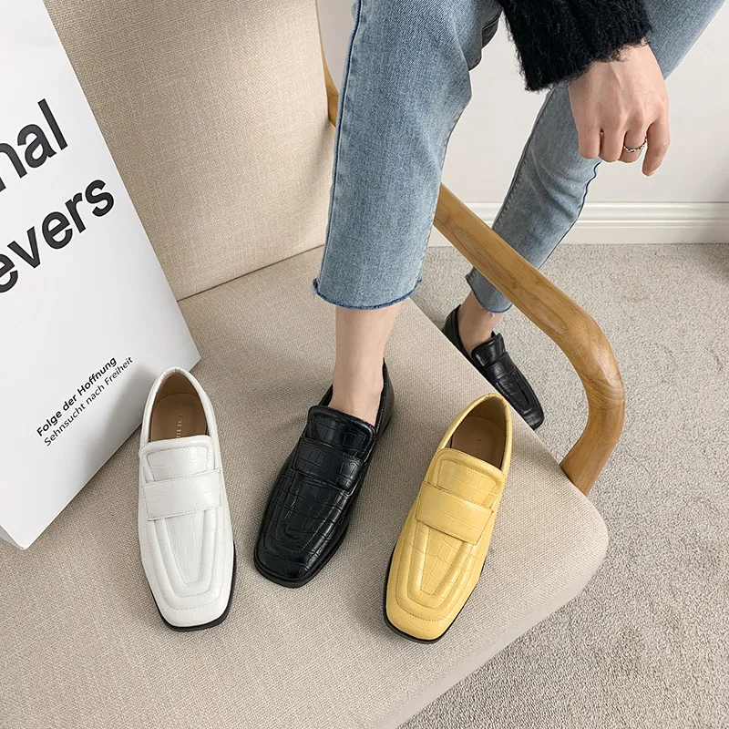 

Women's shoes autumn 2021 small leather shoes square toe crocodile pattern one-foot loafers flat heel single flat casual shoes
