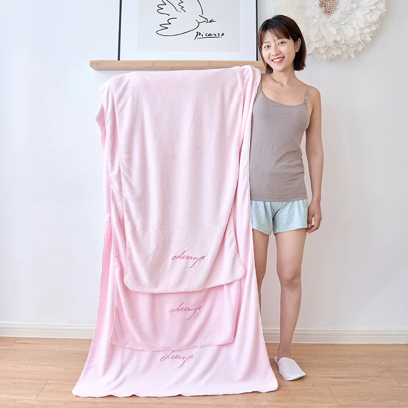 

Коралловое махровое полотенце EGW 90x180 см