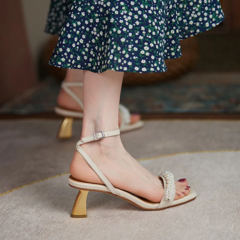 

ZVQ Woman summer New Style Leisure Sandals Fashion Solid color String beads decoration Square Toe wedding banquet ventilation