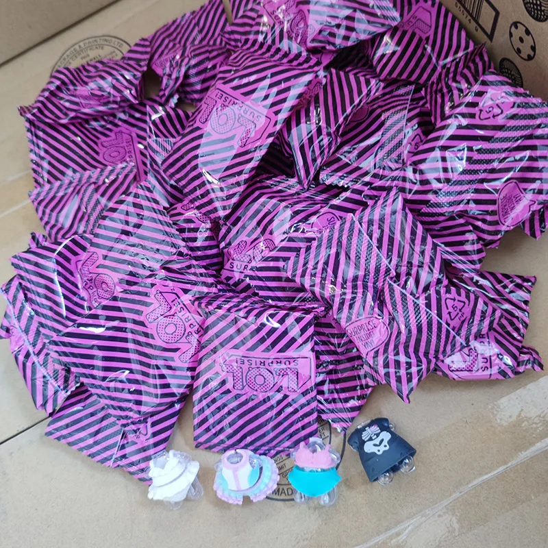 

For LOL 8cm Big Sister Dolls Original Dress Clothes Suits Kids Toy Girl Birthday Gift Retail 1 Piece random L.O.L. SURPRISE!