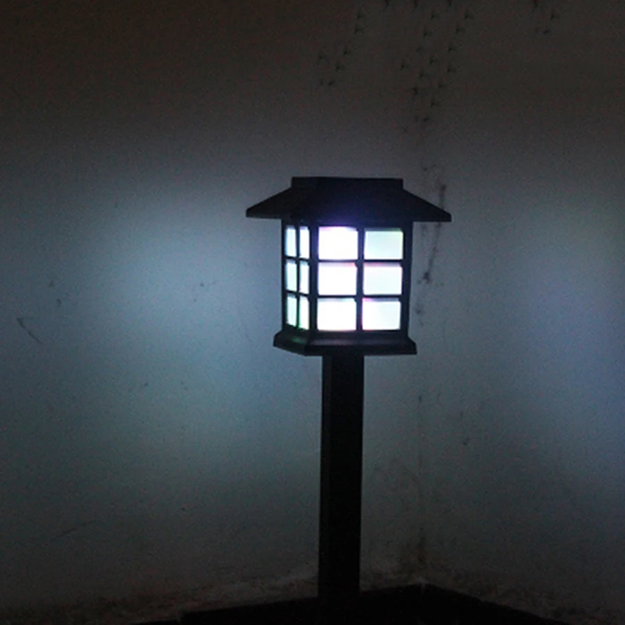 

6PCS Retro Solar Garden Lantern Lawn Spotlight Outdoor Solar Ground Spike Light Villa Hotel Path Landscape Stake Light