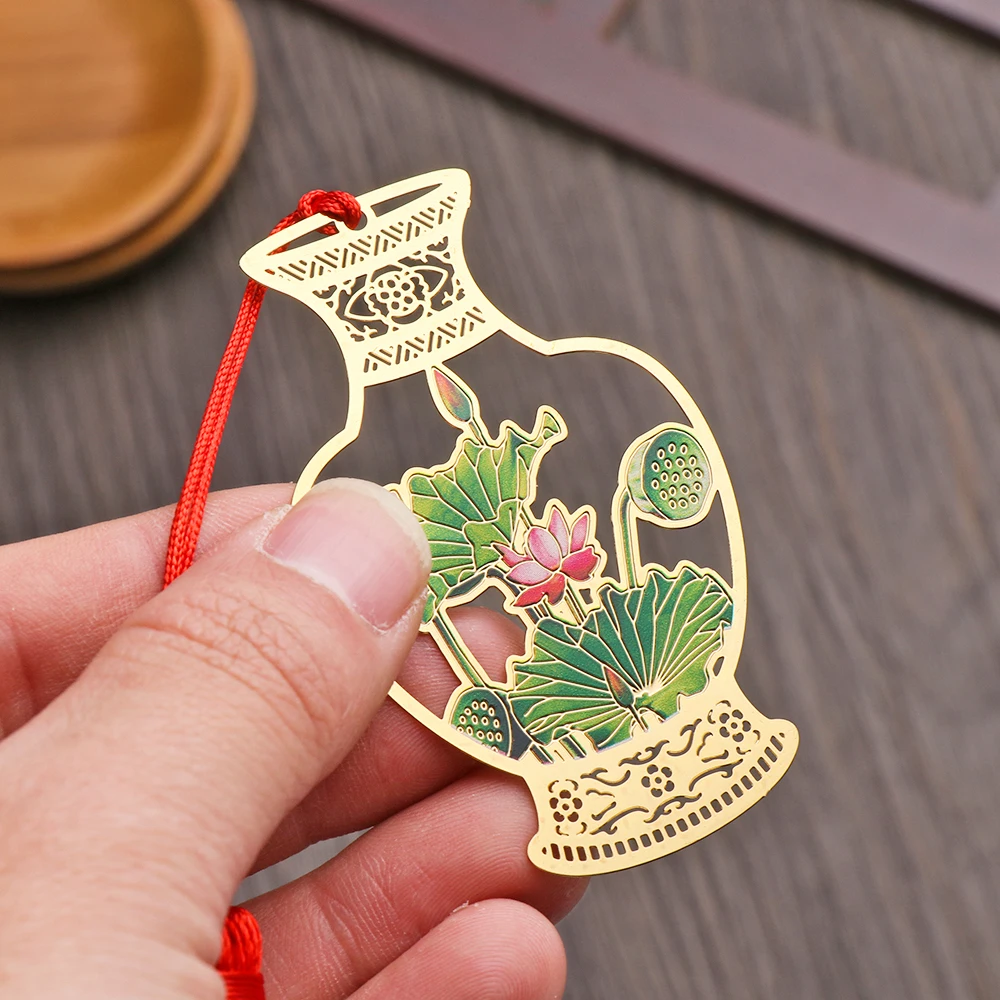 В стиле ретро китайском Стиль из латуни ваза Форма книга клип металлическая