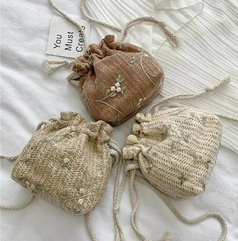 Модная летняя Плетеная соломенная сумка с цветком из ротанга женская через плечо
