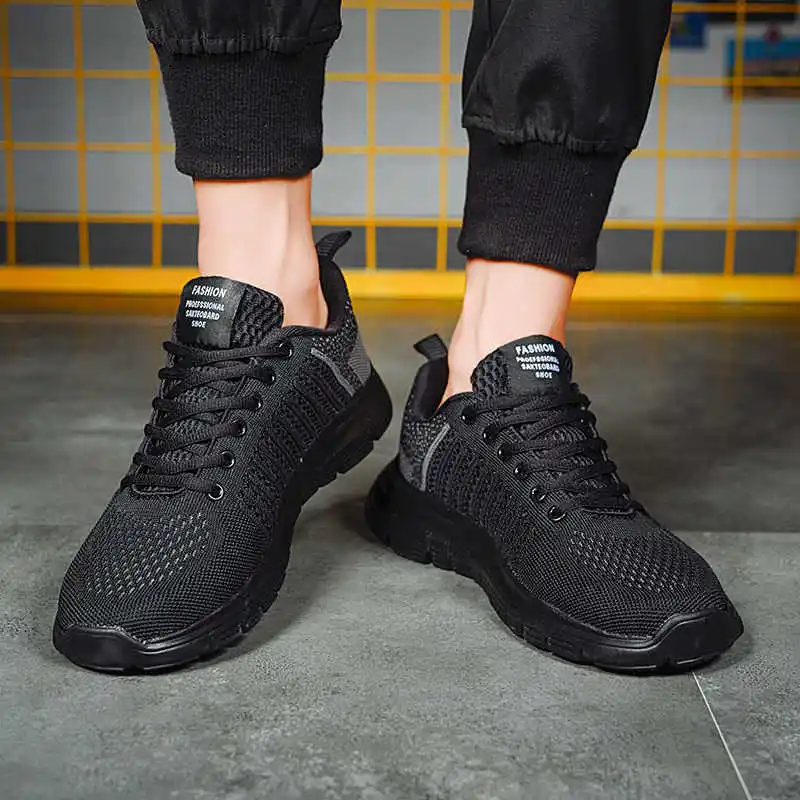 

New Men's Running Sneakers High-Sole Men's Sports Boots Multicolored Men's Black Sneakers Mini Men's Running Sport Shoes Tennis