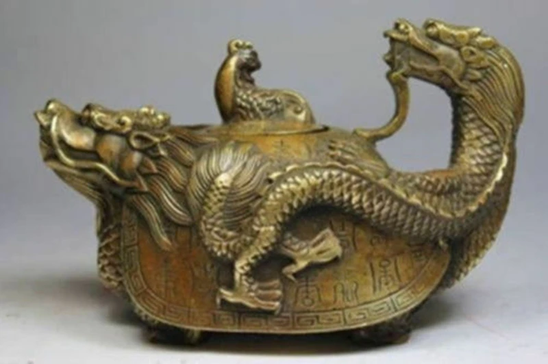 

Chinese Old Copper Handwork Dragon Tea Pot Kettle Flagon Collection Ornaments Antique Statues for Decoration
