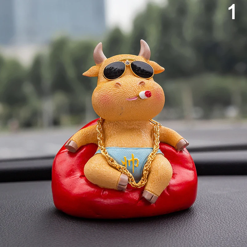 

Cute Cattle Cow Car Accessories Dashboard Ornaments For Car Interior Decoration