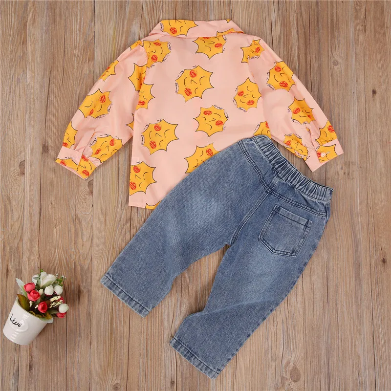 

2pcs Girl Shirt Suit Long Sleeve Smile Sun Pattern Button Placket Top Ripped Fashionable Trousers Children Autumn Wear