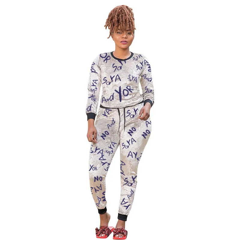 

Letter Printing Women Plus Size Casual Two Piece Sets 2020 Winter Newest Lady O-neck Sweatpants + Skinny Sport Pants Tracksuits