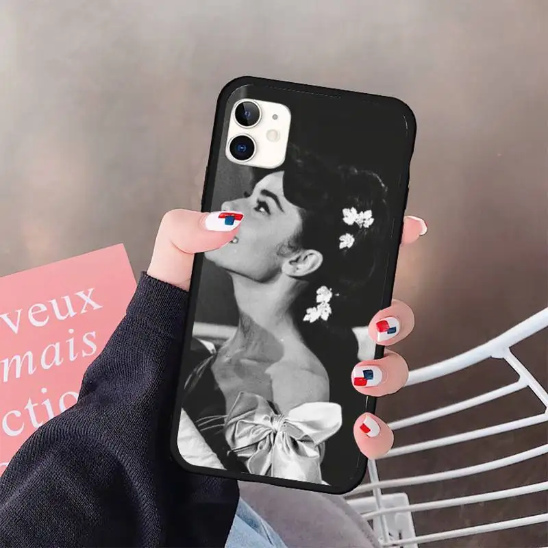 

Audrey Hepburn famous actor luxury design shell Phone Case for iPhone 11 12 pro XS MAX 8 7 6 6S Plus X 5S SE 2020 XR
